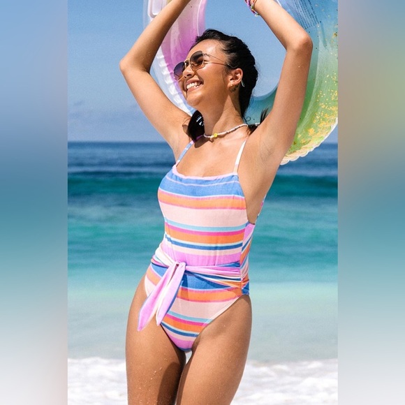 CUPSHE Summer Of Love Bandeau Belted One Piece Swimsuit - Picture 1 of 8